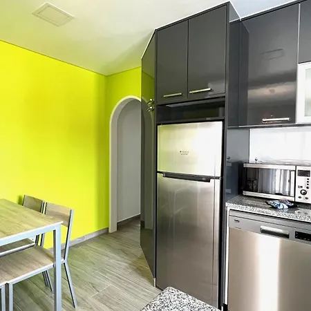 Surfers Den - One Bedroom Flat - Baleal