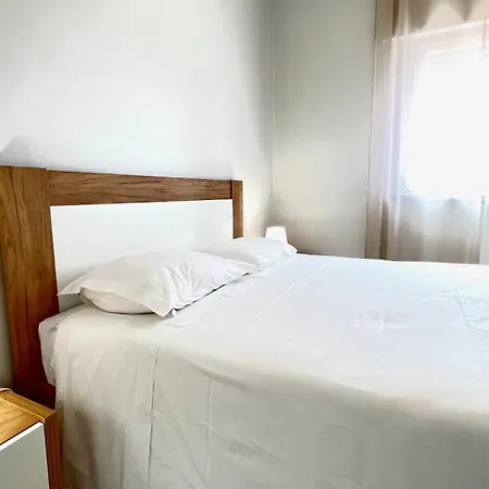 Surfers Den - One Bedroom Flat - Baleal Apartment Ferrel (Leiria)