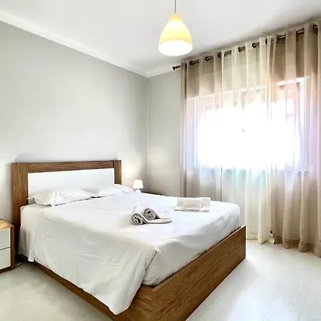Surfers Den - One Bedroom Flat - Baleal Apartment *